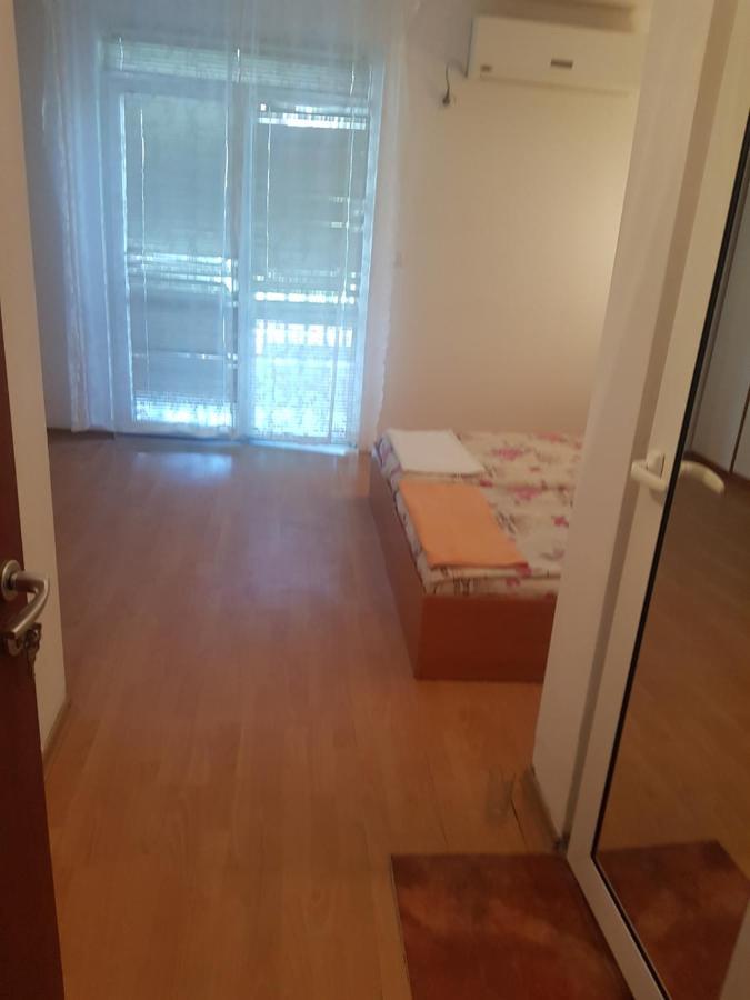 Теодор Misivri Dış mekan fotoğraf